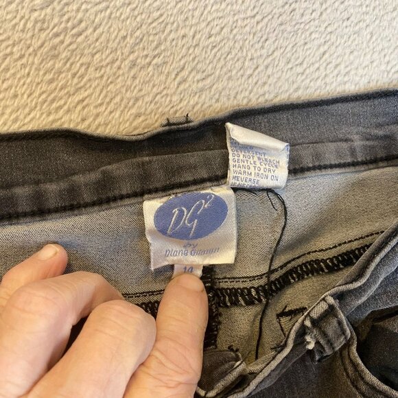 Diana Gillman Womans Jeans 14 Mid-Rise Slim Fit Embellished Pocket Detail - Picture 3 of 16